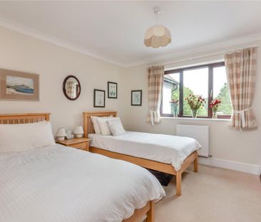 5 bedroom detached house to rent - Photo 6