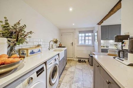 Little Missenden, Buckinghamshire, HP7 - Photo 4