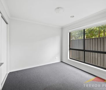 3 Brind Way, Lucas VIC 3350 - Photo 6