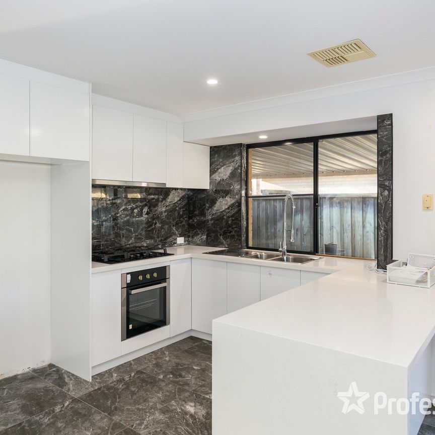 12 Napoli Avenue, Ellenbrook WA 6069 - Photo 1