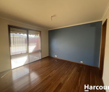 CONVENIENTLY LOCATED THREE-BEDROOM HOME - Photo 3