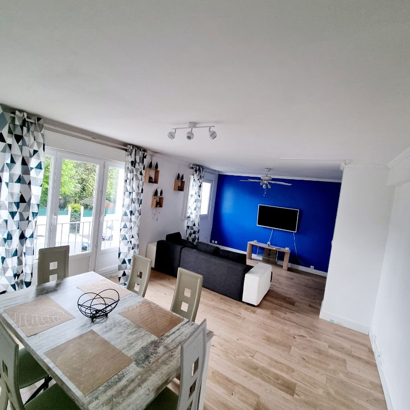 Location Appartement 4 pièces 82m² - Photo 1