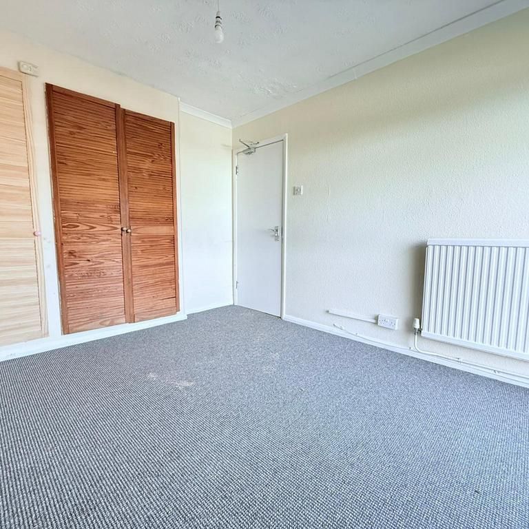 6 bedroom terraced house to rent - Photo 1