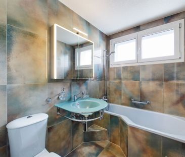 LIVING DREAM WITH MODERN CONSTRUCTION AND GREEN AREA - Photo 3