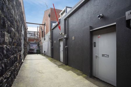 Location - Location - Photo 5