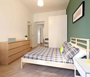 Via Antonino Lo Surdo, Rome, Lazio 00146 - Photo 6