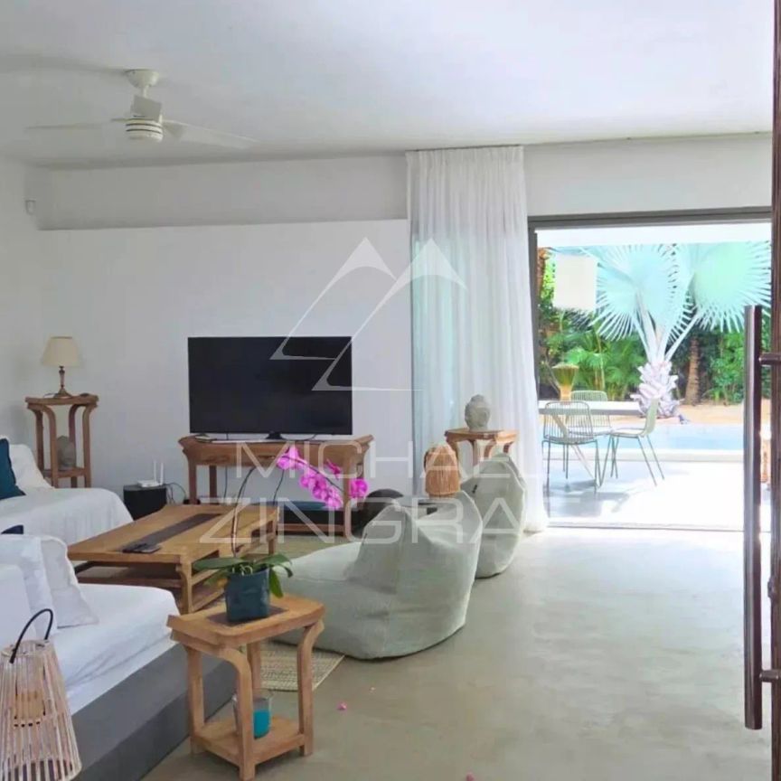 Spacieuse villa de 4 chambres avec prestations haut de gamme – Grand Baie - Photo 1