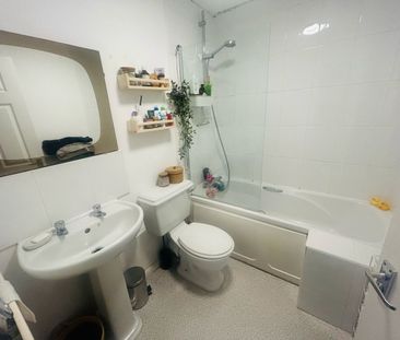 Windmill View, LN1 3JW, Lincoln - Photo 1