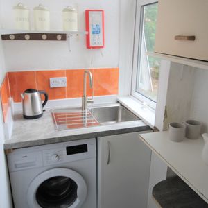 Flat 18, 26 Brudenell Road, LS6 1BD, Leeds - Photo 2