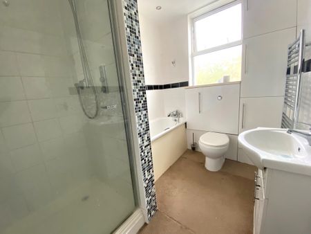 1 bed apartment to rent in Marina, St. Leonards-on-Sea, TN38 - Photo 5