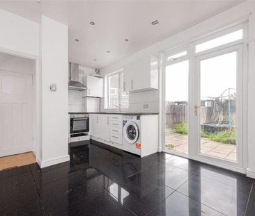 3 bedroom property to rent - Photo 5