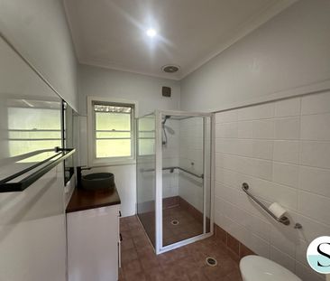 307 Old Pacific Highway, Swansea NSW 2281 - House For Rent | Domain - Photo 5