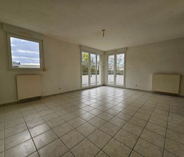 Location Appartement 3 pièces 71m² BESANCON 25000 - Photo 2