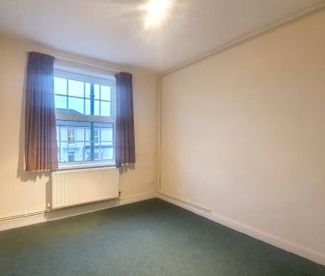 2 bedroom apartment to rent Lodge Road, Southampton, SO14 - Photo 2