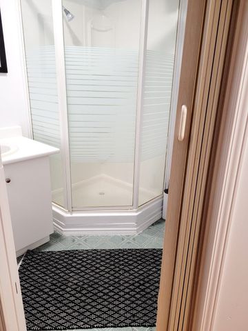 For Lease - 470 Flannery Drive Unit# BASEMENT, Centre Wellington, Ontario - Photo 4