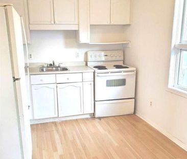 For Lease - 1354 Caroline Street, Burlington, Ontario - Photo 6