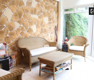 Cozy room in 5-bedroom houseshare in Castleknock, Dublin - Photo 1