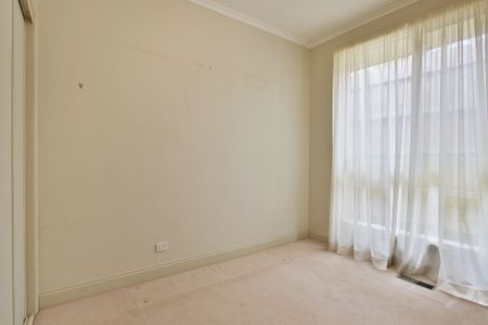 6 Clark Street, Sandringham. - Photo 3