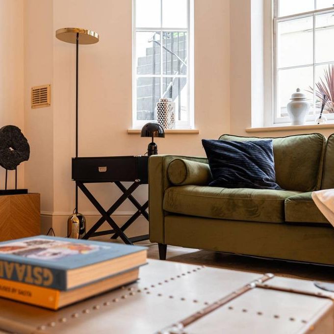 2 bedroom flat to rent - Photo 1