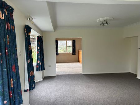 3 Bedroom Home available now - Photo 4