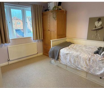 5 bedroom detached house to rent - Photo 5