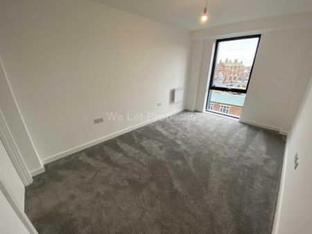 2 bedroom apartment to rent - Photo 3