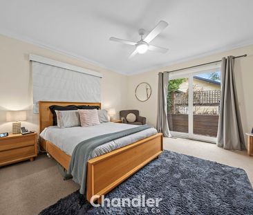 CHARACTER FAMILY HOME - Photo 3