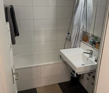 Rent a 2 rooms apartment in Oberglatt - Foto 5