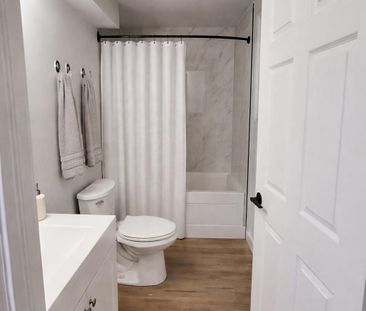 For Lease - 30 Stirton Street Unit# 2, Hamilton, Ontario - Photo 5