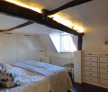 4 bedroom semi-detached house to rent - Photo 4