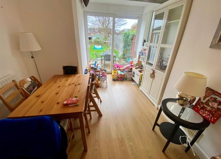 Longfellow Road, Wyken, Coventry, West Midlands - Photo 2