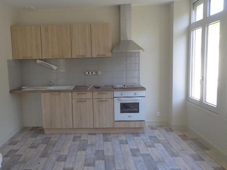 Location Appartement 3 pièces 51m² CHAUVIGNY 86300 - Photo 4