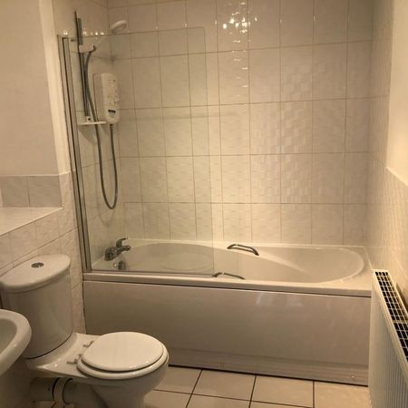 1 bedroom flat to rent - Photo 3