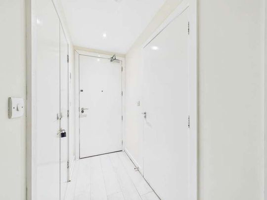 Glasgow Harbour Terraces, Partick, G11 - Photo 1