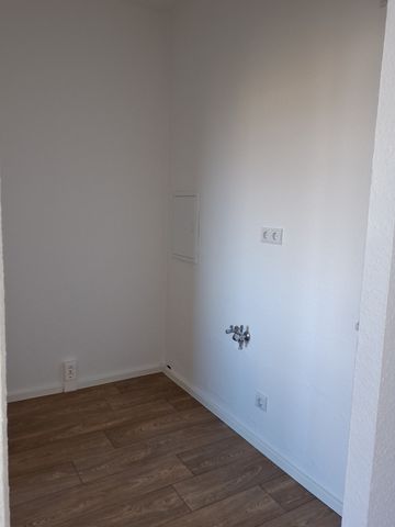 1 Raum - Seniorenwohnung mit Badewanne - Foto 3