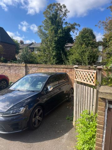 2 Bed Flat, Coningham Road, W12 - Photo 2