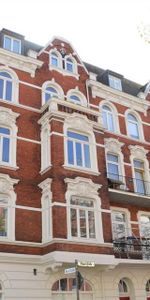 Mitten in der City! - Tolle 2- Zimmer Wohnung mit Balkon und Wohnküche, 3. OG. links, Deb-Nr. 40107 - Photo 3