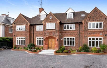 8 bedroom detached house to rent - Photo 4