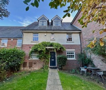 39, Bernardines Way, Buckingham - Photo 2