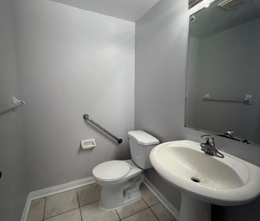 For Lease - 48 Cheetah Crescent, Toronto, Ontario - Photo 4