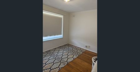 Comfortable Family Living in a Convenient Albanvale Location - Photo 4