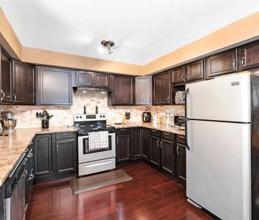 For Lease - 202 Cox Mill Road, Barrie, Ontario - Photo 2