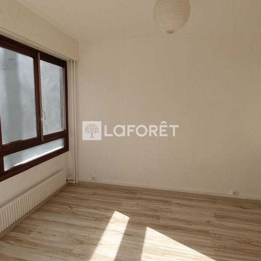 Apartment - Photo 1