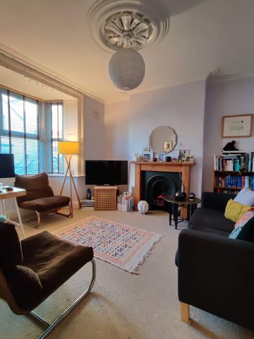 2 Bed Maisonette, Park Street, BS4 - Photo 5