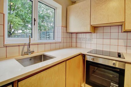 2 bedroom detached house to rent - Photo 2