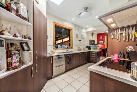 Stylish and Stunning 3 Bedroom home! - Photo 5