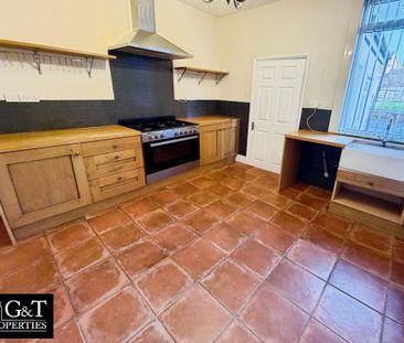 2 bedroom terraced house to rent - Photo 2