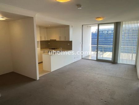 2Bedrooms, 2Bathrooms - Photo 3