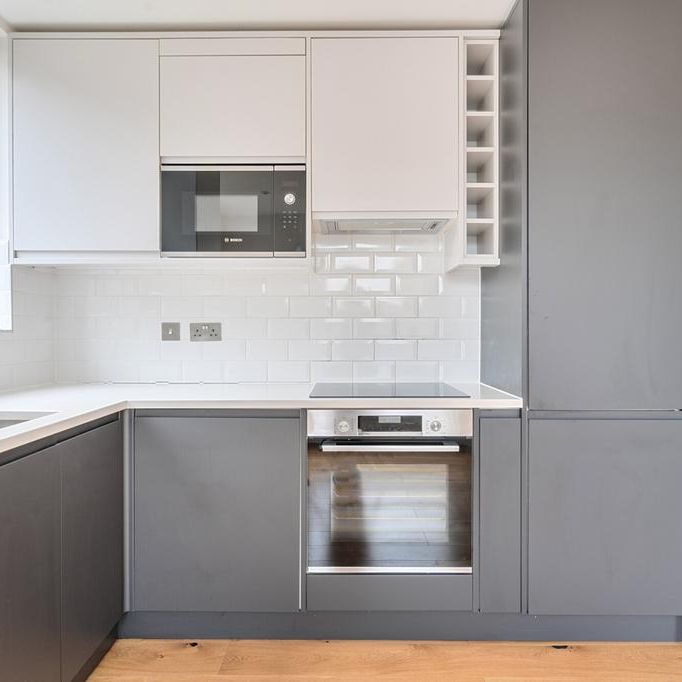1 bedroom flat to rent - Photo 1