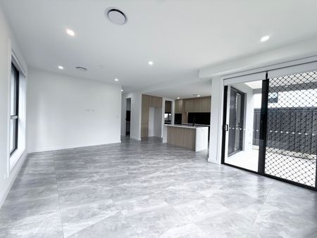 12 Kewney Street, Box Hill NSW 2765 - House For Rent | Domain - Photo 4